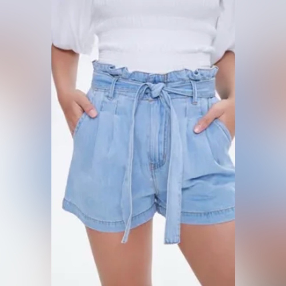 Abercrombie and Fitch Denim Tie Shorts. Woman Size S. Blue denim